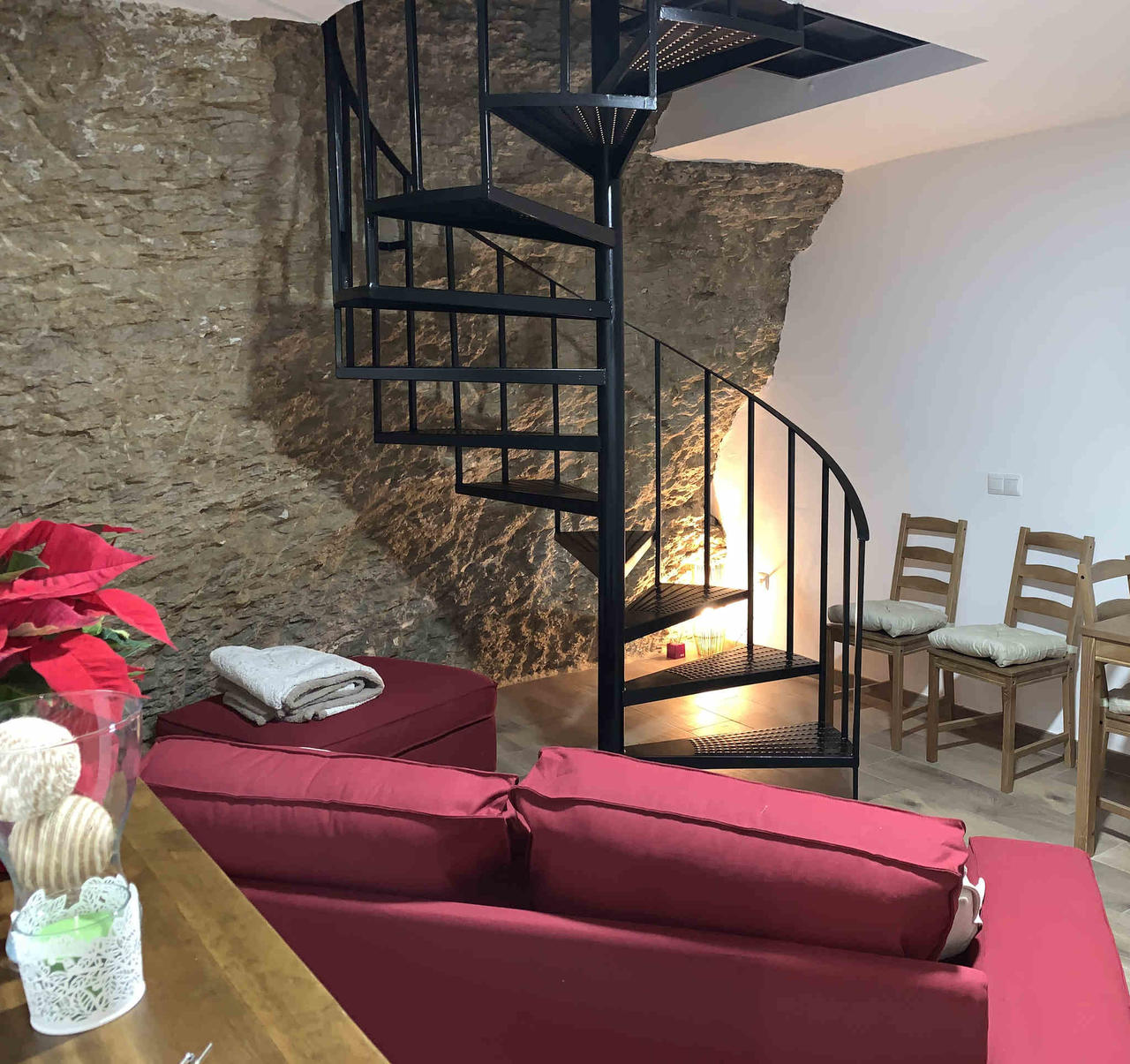APARTAMENTOS 3 CUEVAS